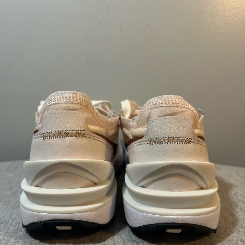 Nike Waffle One ESS Light Soft Pink Athletic Women’s Shoe Size 8 (FB1298 600)​​​ - Picture 5 of 11